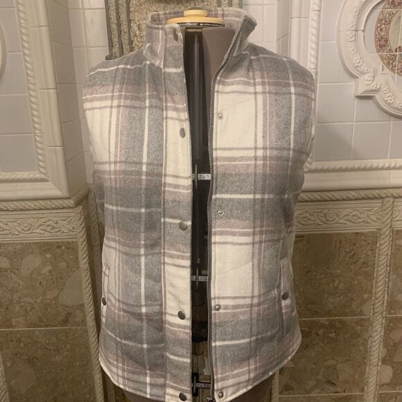 Altar'd State. Size Large. Faux Sherpa Lined. Plaid Quilted Vest. $70. DD - Picture 1 of 5